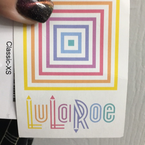 💕BEAUTIFUL BNWT LULAROE XS CLASSIC TOP💕 - Picture 6 of 8